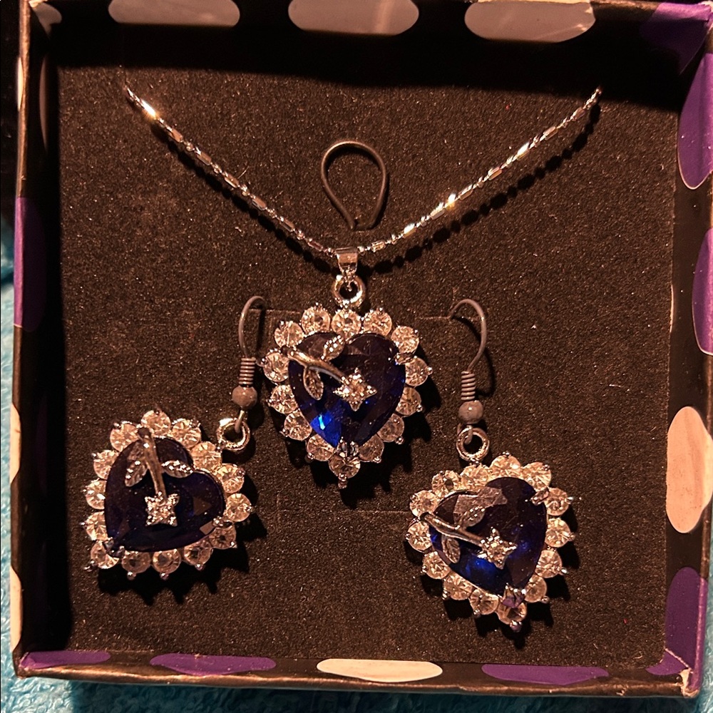 Elegant Blue Heart Jewelry Set